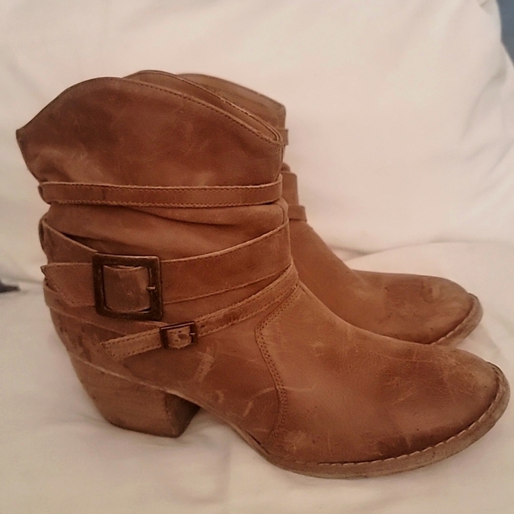 Women's MIA brown, leather, western,country,slouch,strappy, boots.
